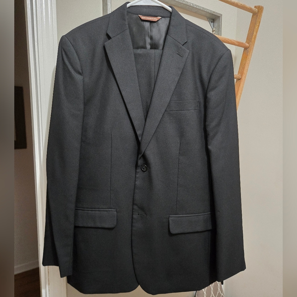 Men's Perry Ellis Black Suit